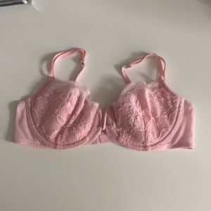 Victoria Secret Bra Size 34B